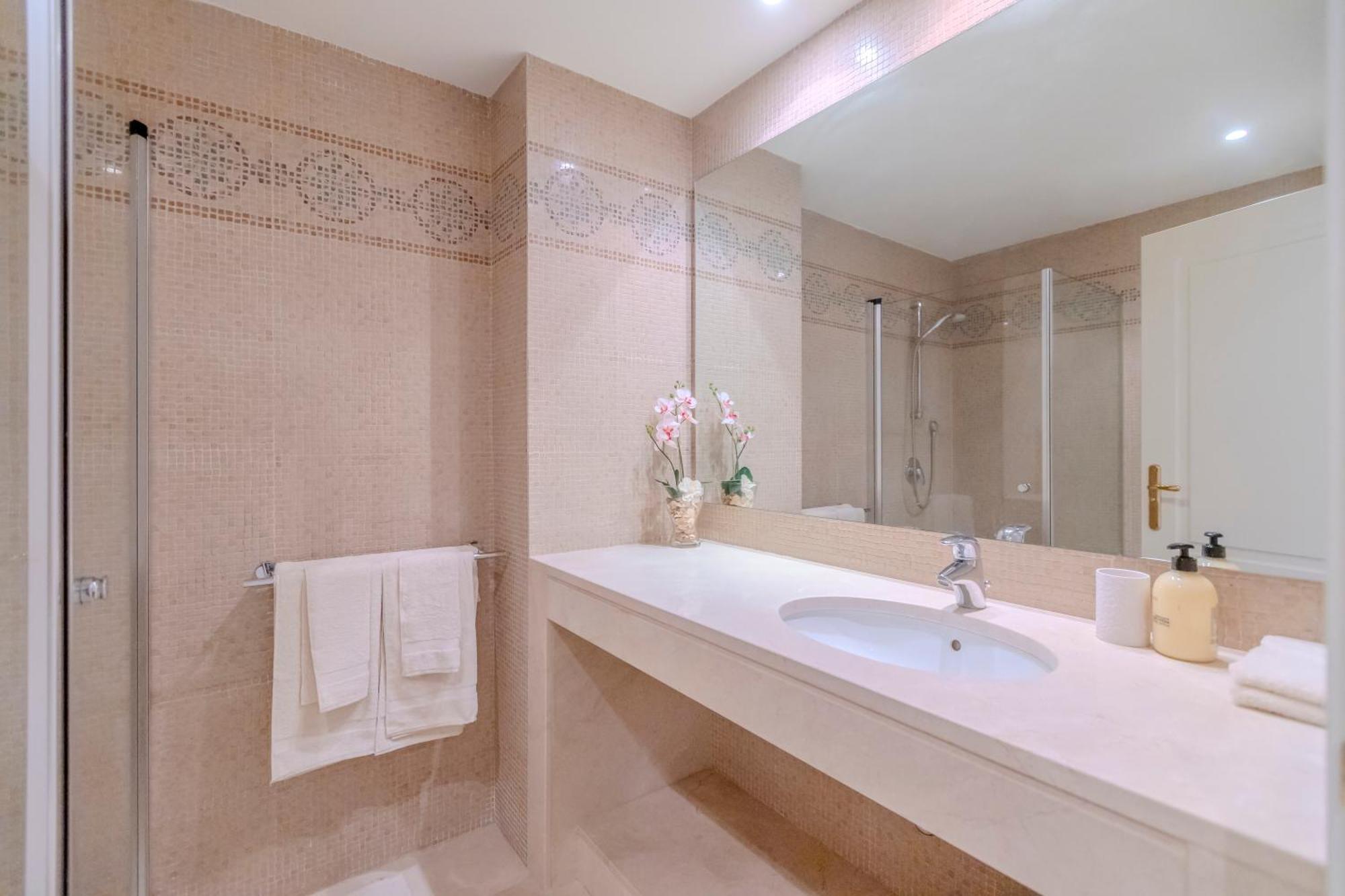 Lejlighed Beautiful Apartment Amazing Views And Pool *