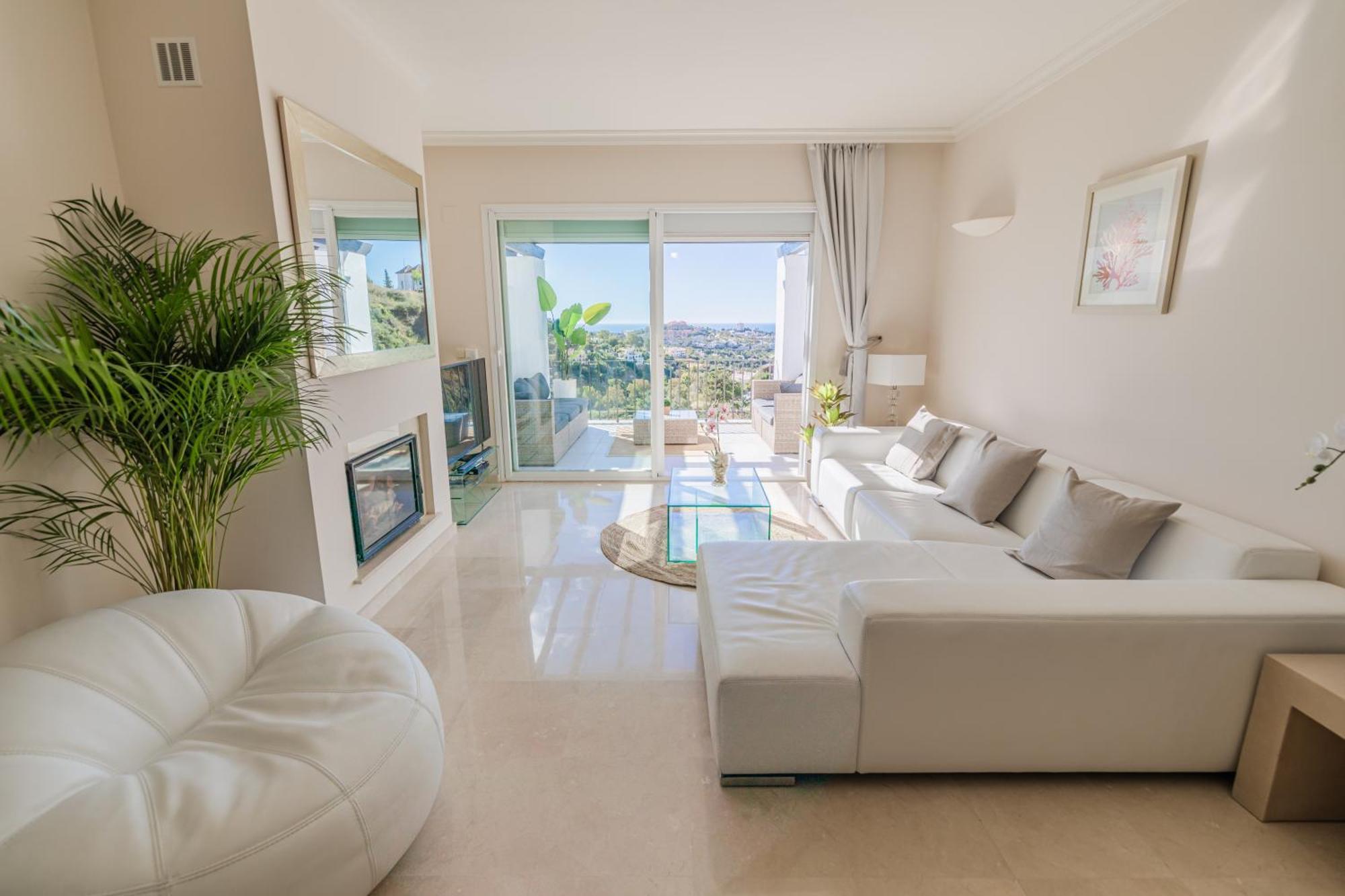 Beautiful Apartment Amazing Views And Pool Lejlighed